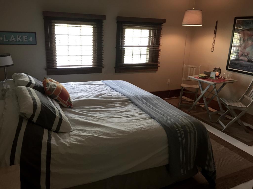 Aberdeen Stone Cottage B&B Traverse City Dış mekan fotoğraf