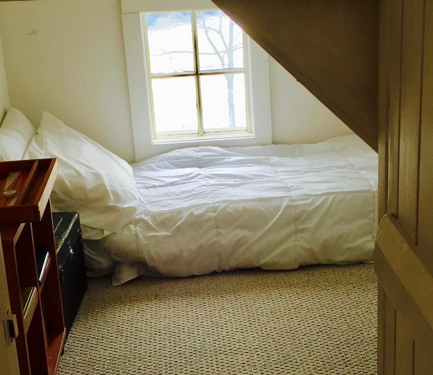 Aberdeen Stone Cottage B&B Traverse City Dış mekan fotoğraf