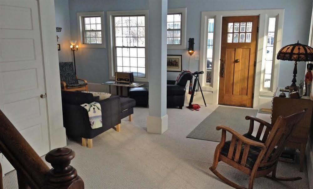 Aberdeen Stone Cottage B&B Traverse City Dış mekan fotoğraf